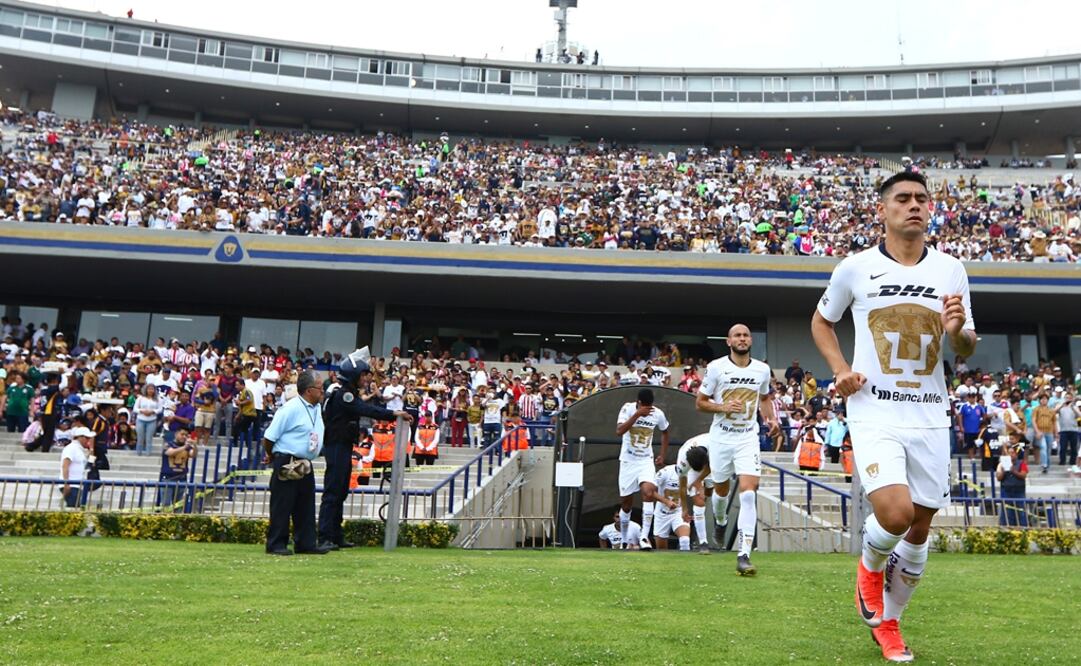 Los Pumas saltan a la cancha del Olímpico Universitario | Imago7