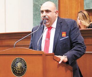 Viajes... y hasta calzones, así facturan gastos diputados del PT