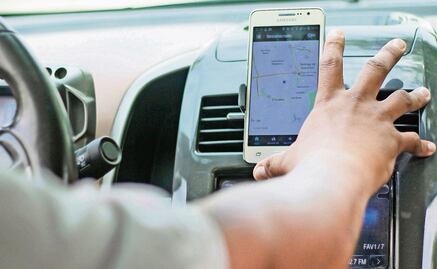 Taxis vs. ride hailing services