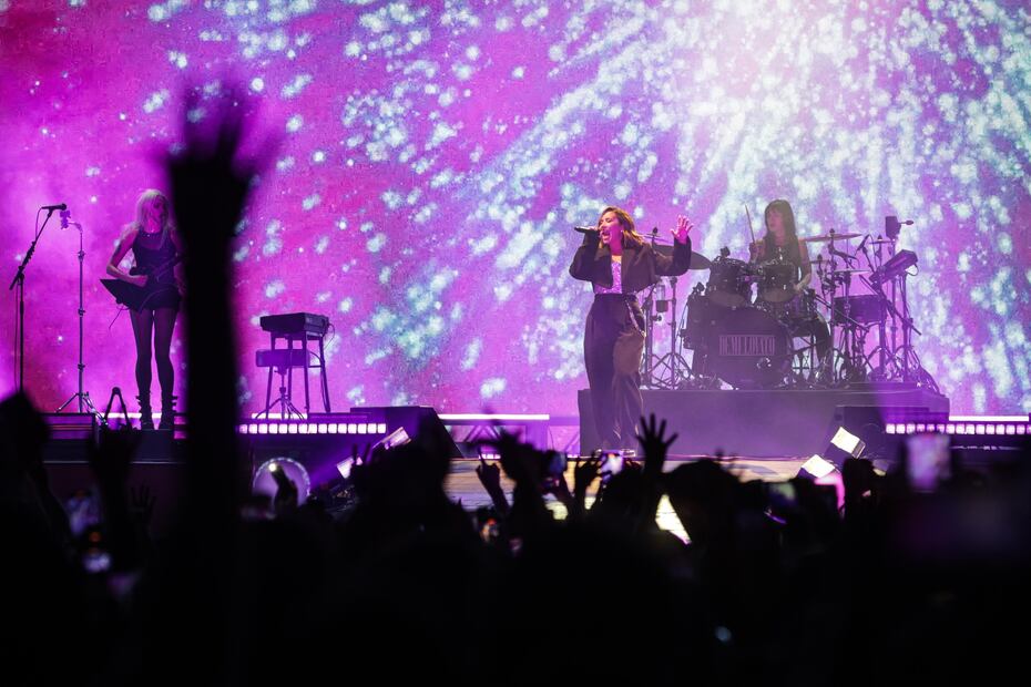 Presentación de la cantante estadounidense Demi Lovato durante la primera edición del Festival Hera en el Autódromo Hermanos Rodríguez. FOTO: de Gabriel Pano El Universal