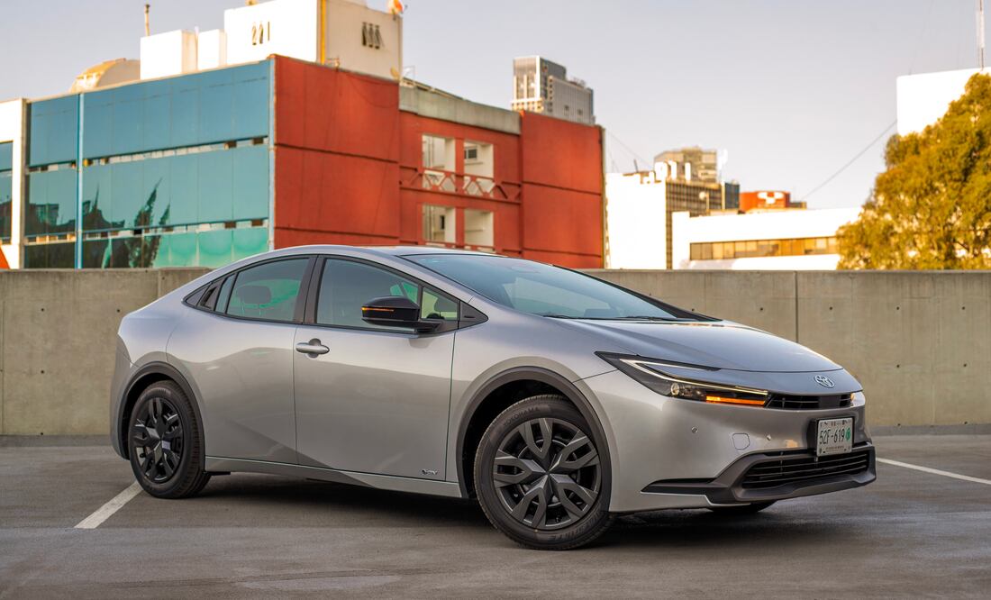 Así es la quinta generación del Prius, ya disponible en México.
