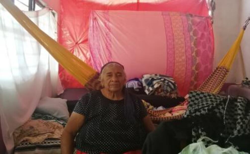 "Nadie duerme aquí; el frío atraviesa todo", dice damnificada de Juchitán