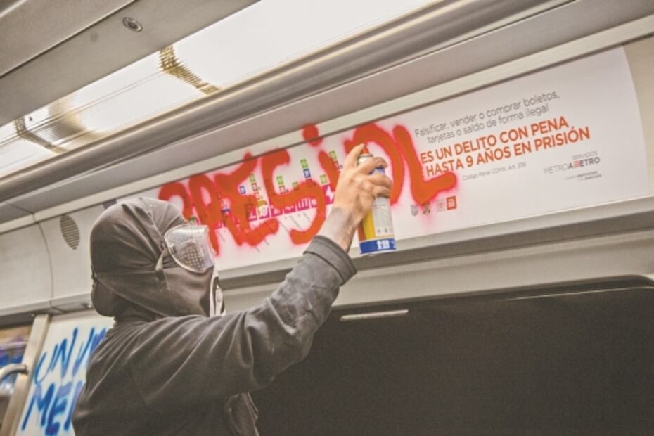 Protestas por Salgado llegan a Palacio Nacional