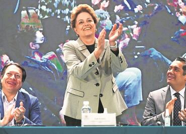 Rousseff aconseja a Morena contra golpes de Estado