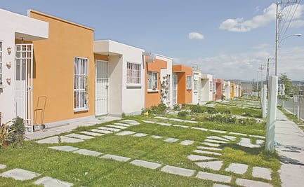 Infonavit promoverá créditos hipotecarios a migrantes en Estados Unidos