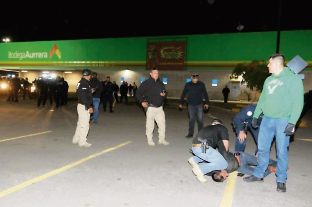 Los reporteros estaban afuera de Aurrera, en Solidaridad y Progreso (TOMADAS DEL PERIÓDICO EL IMPARCIAL)