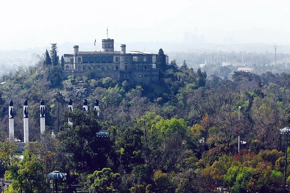 Este recorrido en el Bosque de Chapultepec incluye lugares como los Baños de Moctezuma / Foto: Archivo El Universal
