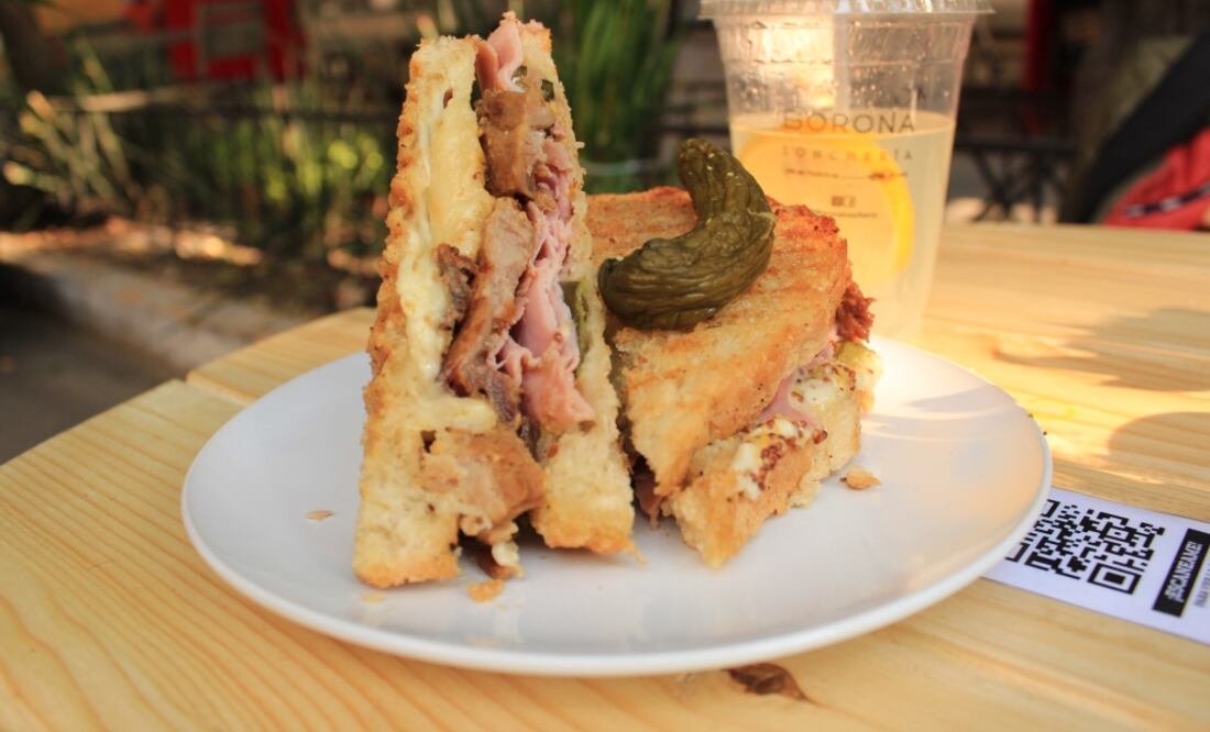 Borona ofrece este menú, se trata de una lonchería ubicada en la Roma Sur / Foto: Cecilia L. García