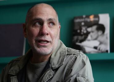 Arriaga y Pérez-Reverte crean radionovela sobre el narco