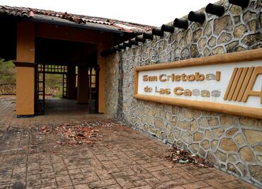 En ruinas, aeropuerto de San Cristóbal