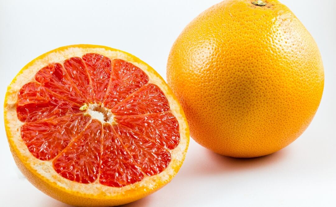 La toronja ayuda a generar saciedad en el organismo y acelera el metabolismo. Imagen: Pixabay
