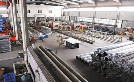 Mexico manufacturing index accelerates in Feb