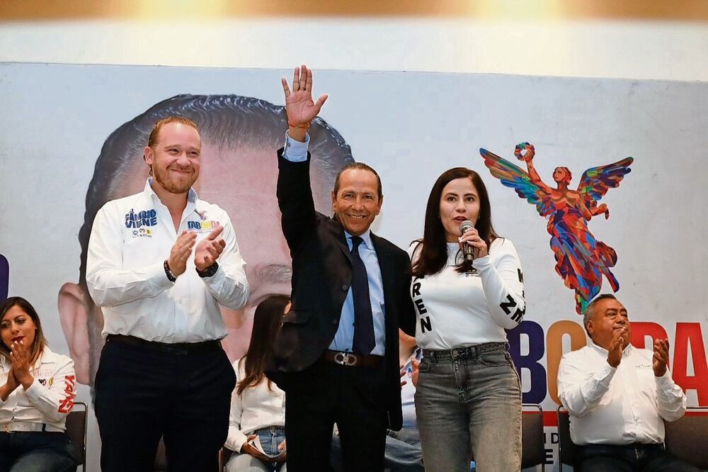 En una conferencia de prensa con candidatos a alcaldes, anunciaron que un exoperado r político de Ebrard en Iztapalapa se suma a la campaña de Taboada y Quiroga. Foto: Especial