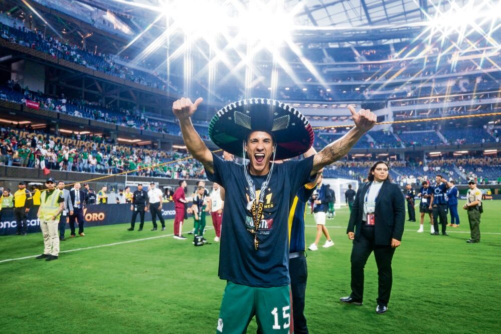 Se declara un "aficionado más" del conjunto tricolor Foto: Imago7