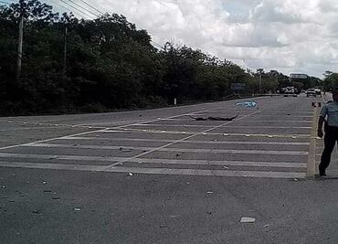 Choque entre dos camionetas en la Valladolid-Carrillo Puerto deja dos muertos y tres heridos