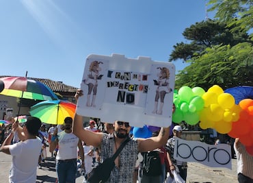 Comunidad LGTBIQ+ marcha contra la homofobia en Comitán de Domínguez, Chiapas