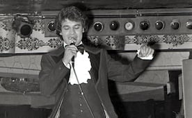 Las fotos de cuando Juan Gabriel debutó a los 25 años en un cabaret de la CDMX: así fue aquella noche ambientada por Mauricio Garcés