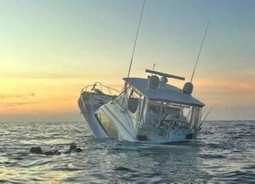 Rescatan a 12 tripulantes tras naufragio y hundimiento de yate en puerto de Progreso, Yucatán