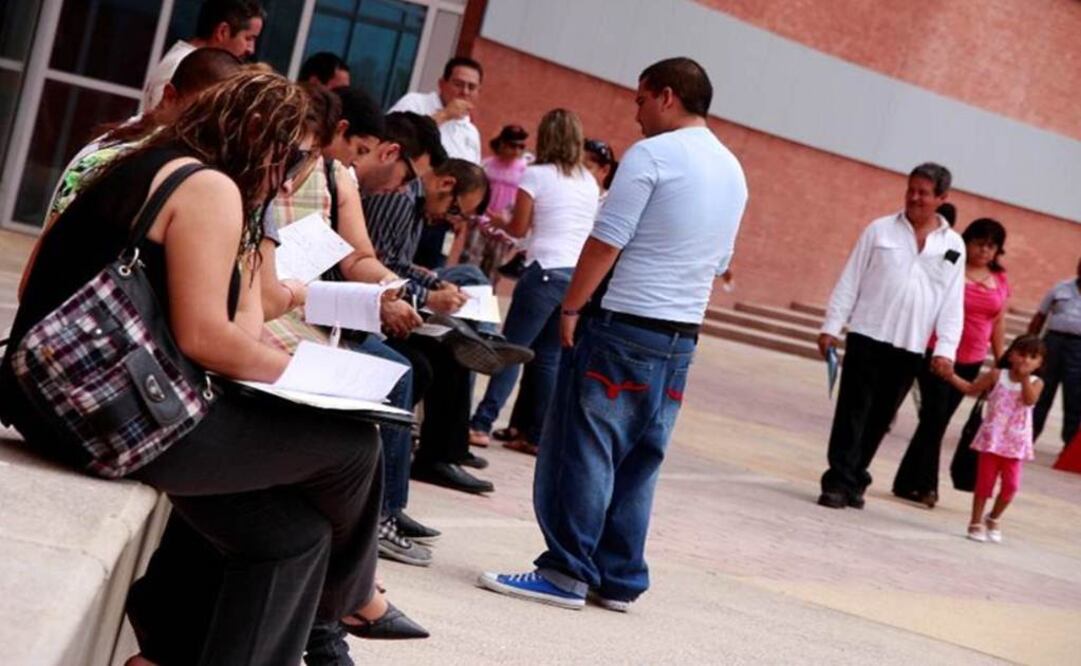 Tasa de desocupación baja a 4.3% en abril