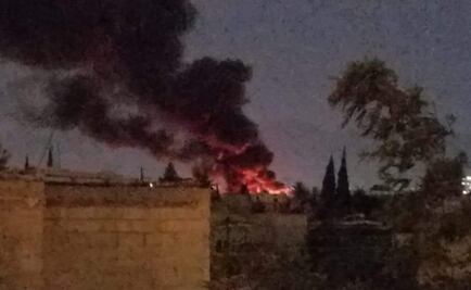 Explota camioneta cargada de combustible presuntamente robado en Cuautitlán