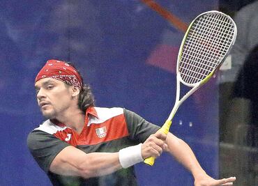 El squash varonil brinda otra alegría