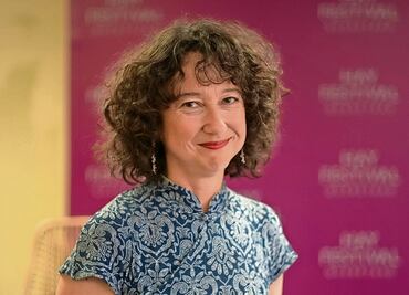 Muriel Barbery: “Mi forma de entender al mundo es la novela”