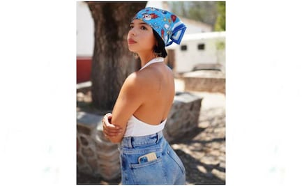 Soltera, hermosa y talentosa, así llega Ángela Aguilar a los 18 años