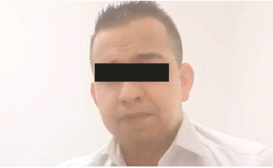 El agente del Ministerio Público pedía dinero a una persona. Foto: Especial.