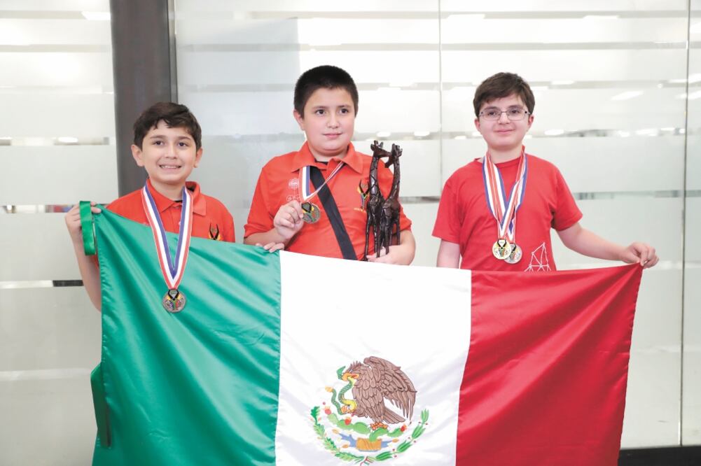 La semana pasada volvieron al país los niños que participaron en la Internatio n a l Mathematics Competition 2019, celebrada en Sudáfrica. Foto/IVÁN STEPHENS. EL UNIVERSAL