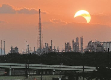 Deer Park procesa 25% del petróleo entregado al SNR