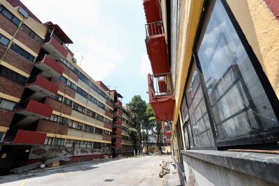 Damnificados amagan con bloqueo indefinido en Calzada de Tlalpan