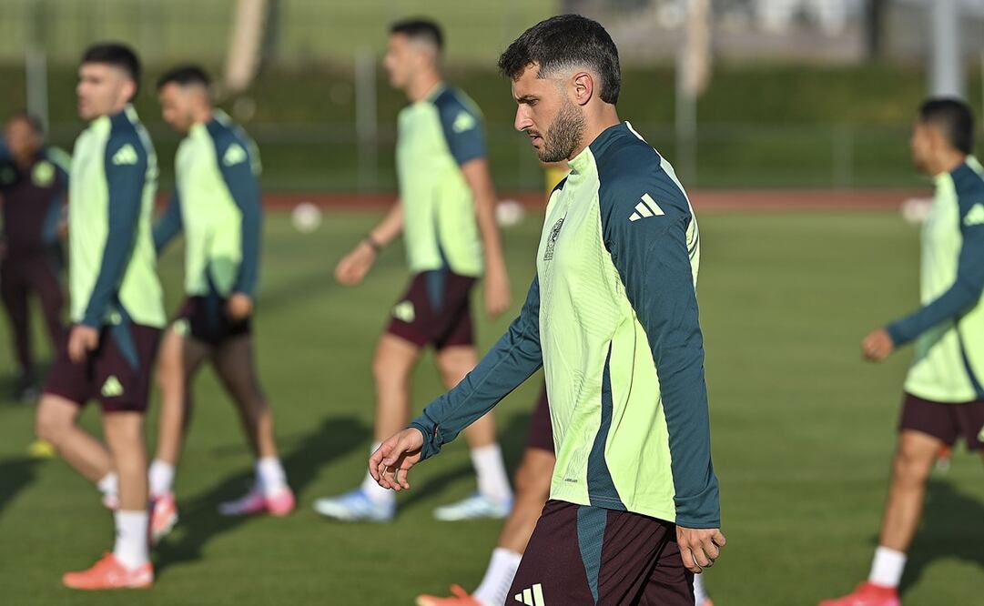 Selección Mexicana en entrenamiento, previo a su debut en la Copa Oro de 2025 - Foto: Imago7
