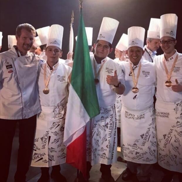 México obtiene el octavo lugar en la Coupe du Monde de la Pâtisserie