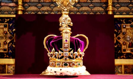 Joyas de la corona británica saldrán de la Torre de Londres para coronación de Carlos III