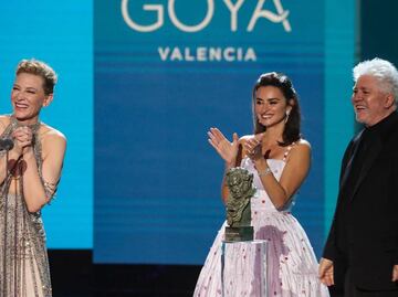 Premios Goya 2022: Galardonan a Cate Blanchett y ella le declara su amor al cine español