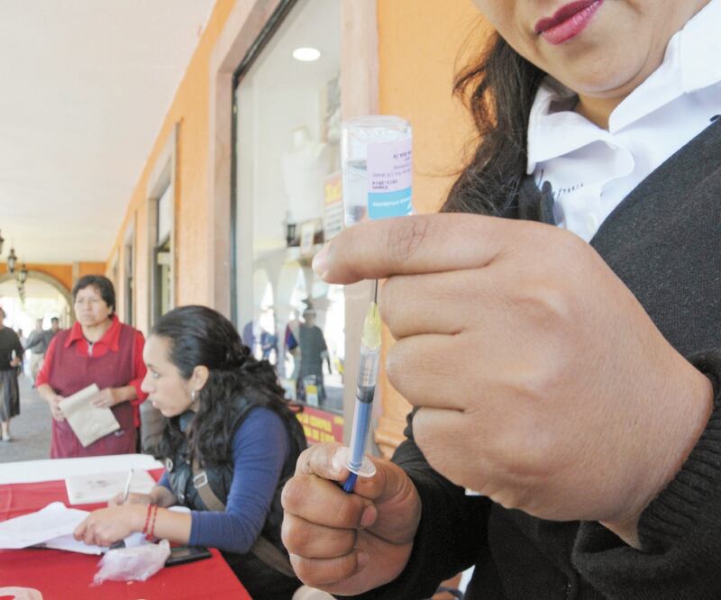 Preve nción. Las autoridades mexiquenses informaron que se han aplicado un millón 50 mil dosis de Oseltamivir. ARCHIVO EL UNIVERSAL