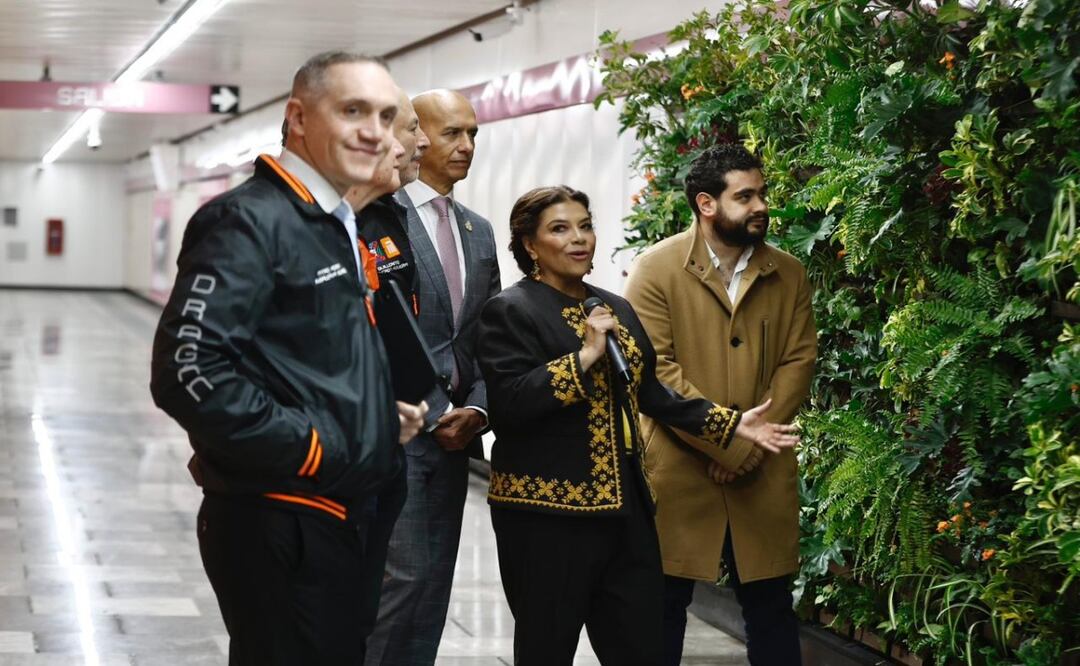 La jefa de Gobierno, Clara Brugada realiza un recorrido por la Línea 1 del Metro de la estación Juanacatlán a Observatorio. Fotos: Berenice Fregoso El universal