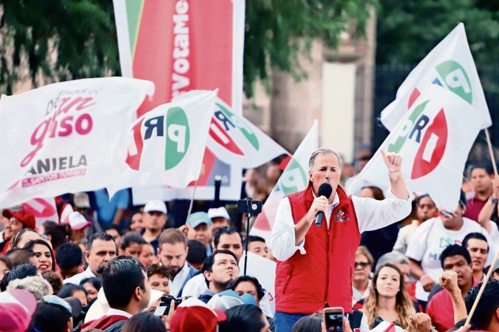 José Antonio Meade, candidato a la Presidencia de Todos por México, encabezó un mitin en el acueducto de Morelia (BERENICE FREGOSO. EL UNIVERSAL)