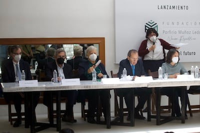 Porfirio Muñoz Ledo lanza nueva fundación; dice que se dedicará a ella "el resto de sus días"