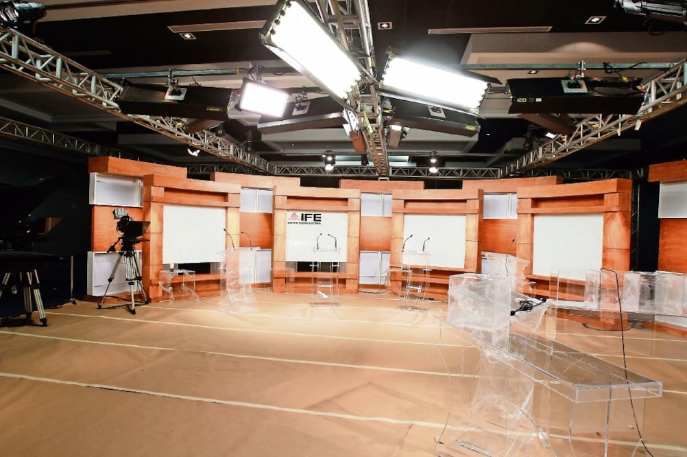 El debate entre candidatos presidenciales se realizará a las 21:00 horas, justo al finalizar el encuentro de futbol de la Liga MX, acuerdan las partes. (ARCHIVO EL UNIVERSAL)