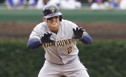 El mexicano Luis Urías hace historia en Grandes Ligas