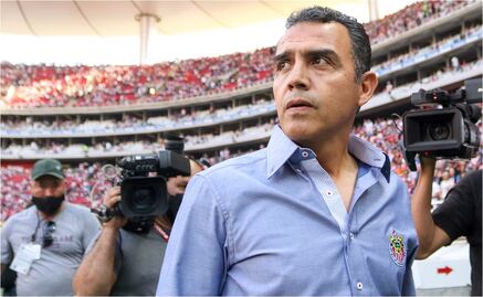 Ricardo Cadena se quedará al frente de las Chivas