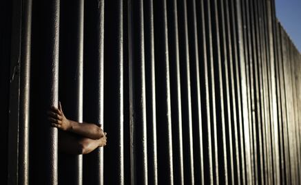 Pentagon shells out $1 billion for the border wall but Congress hits back