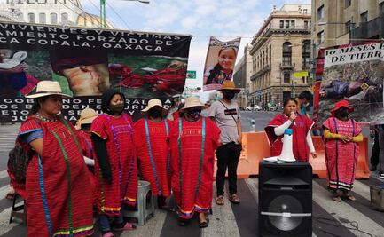Triquis desplazados de Tierra Blanca, Oaxaca, cumplen un año en plantón en CDMX