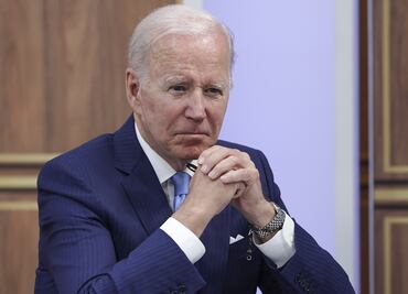Biden reconoce que "queda trabajo" por hacer tras escasez de fórmula infantil en EU
