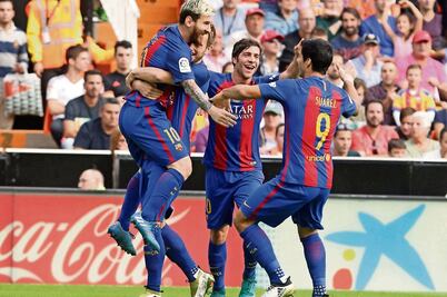 Barça hace el milagro y sale con el triunfo