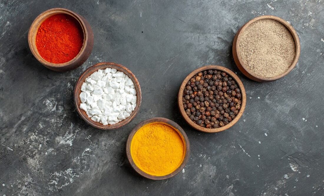 Este condimento es popular dentro de la cocina, pero resulta dañino en exceso. Foto: Pexels