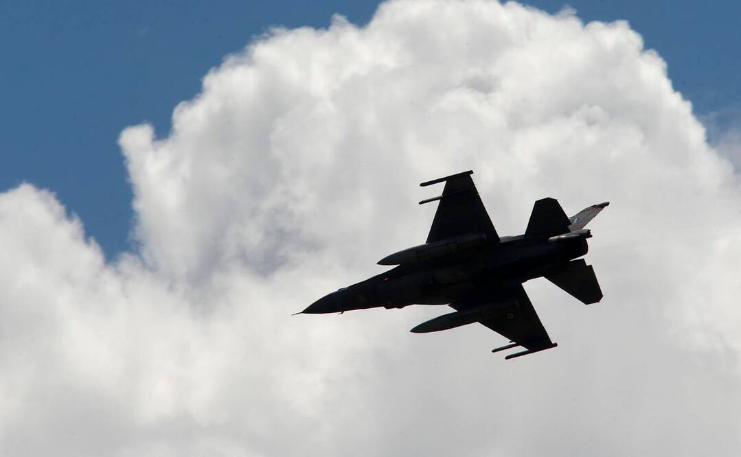 En el ejercicio de la OTAN participan bombarderos y aviones de combate capaces de transportar ojivas nucleares. Foto: EFE