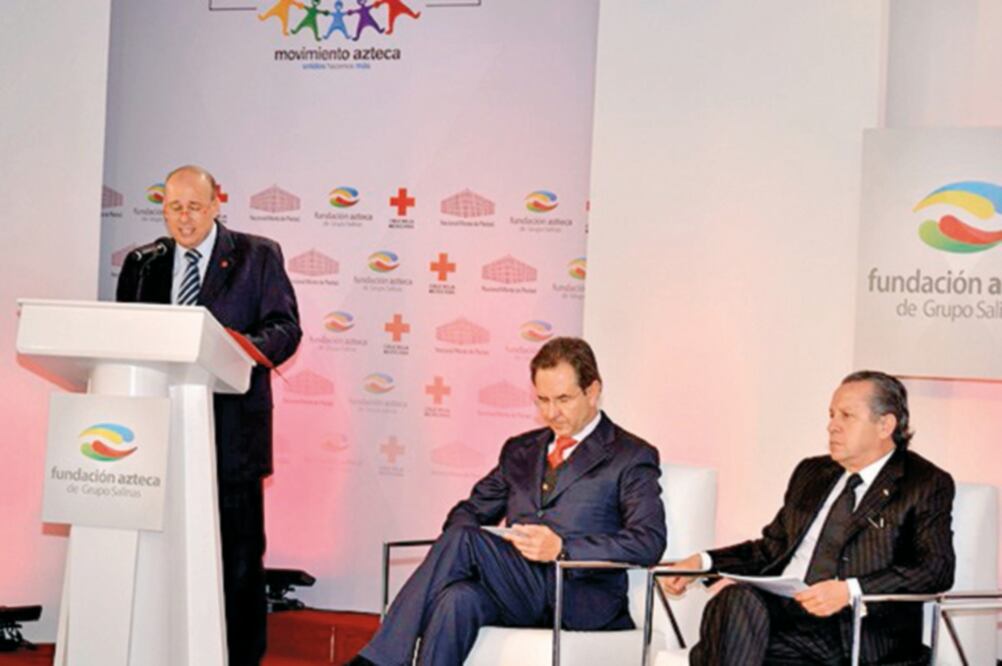 A lo largo de los 10 años de alianza que mantiene la Cruz Roja, mediante Movimiento Azteca, se han entregado mil 200 unidades nuevas a la institución (ESPECIAL)