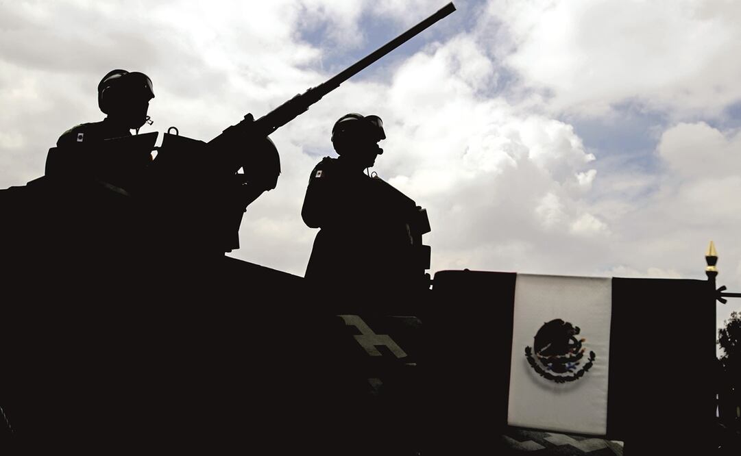 Audio desfile uno. Presidente de Cuba, en festejos patrios de México